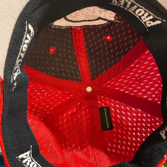 REDS Fitted Hat by Proflex S/M (CN) - Picture 10 of 11